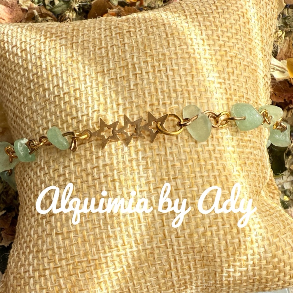 Aventurine gold star charms minimalist bracelet - Picture 2 of 6